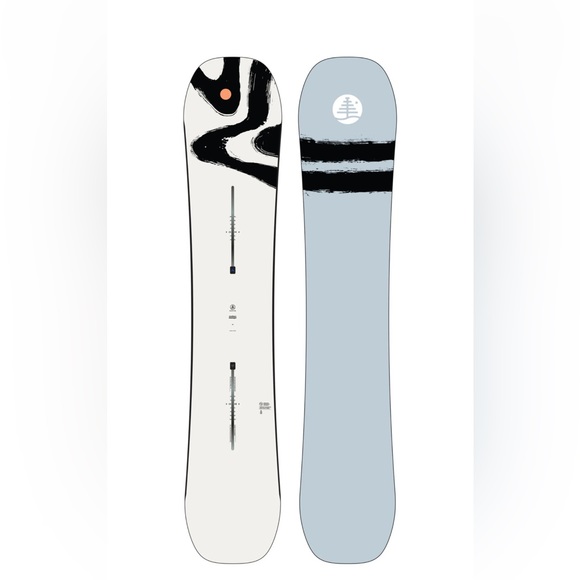 142 Burton Family Tree Territory Manager Camber Snowboard - Picture 1 of 9